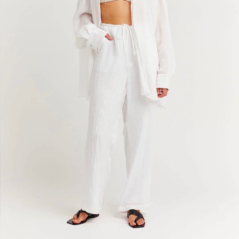 DISSH White Crinkle Wide Leg Drawstring Pants